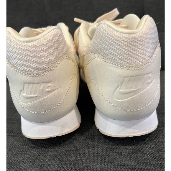 Nike Womens Outburst Size 12 - Picture 3 of 7